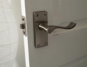 House Door Locking System